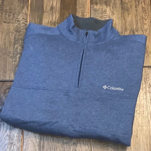 Columbia 1/4 zip sweatshirt. Size M - Picture 1 of 4